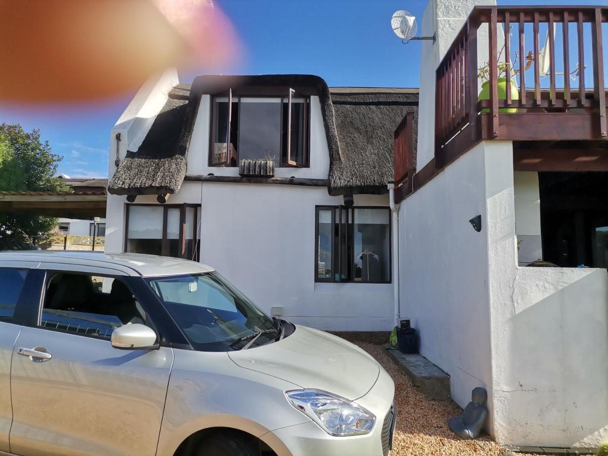 Chilli Moon B&B Stilbaai Exterior foto